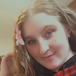 Meet your Posher, Bella